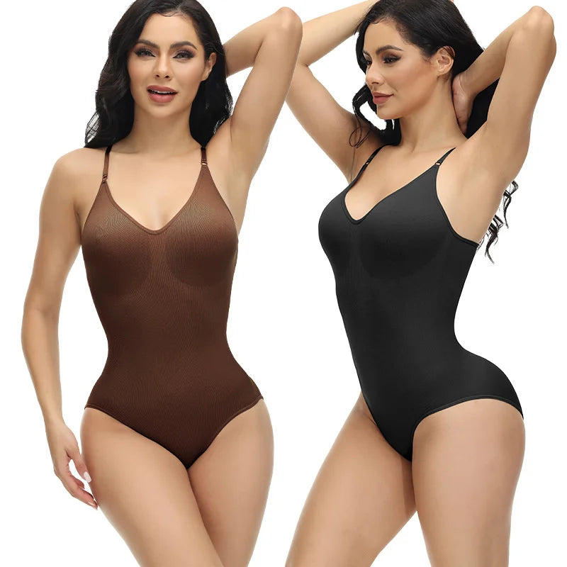 Bodysuit com alças finas e decote em V.